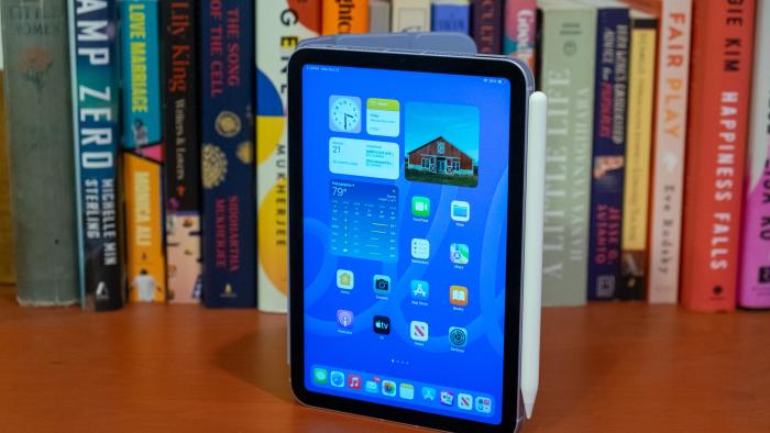 iPad mini (2024) review photos